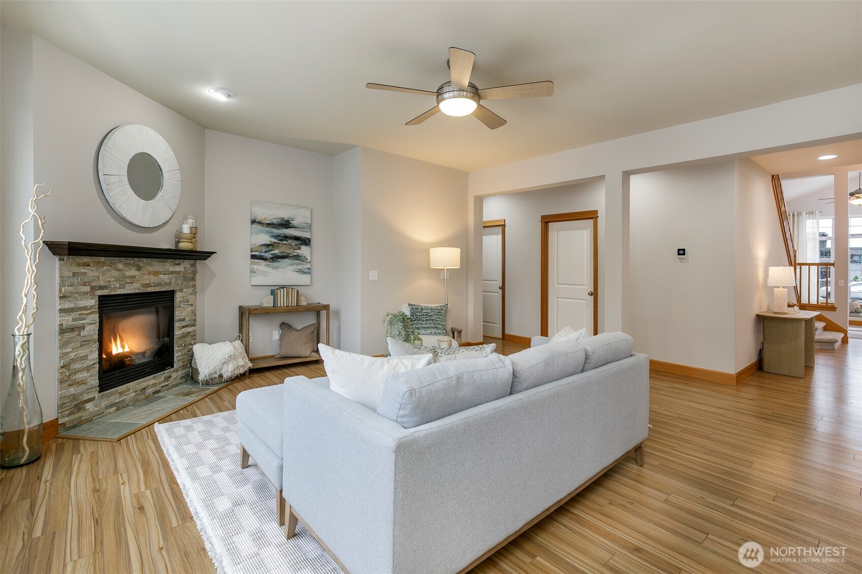 19923 10th Avenue W, Lynnwood, WA 98036