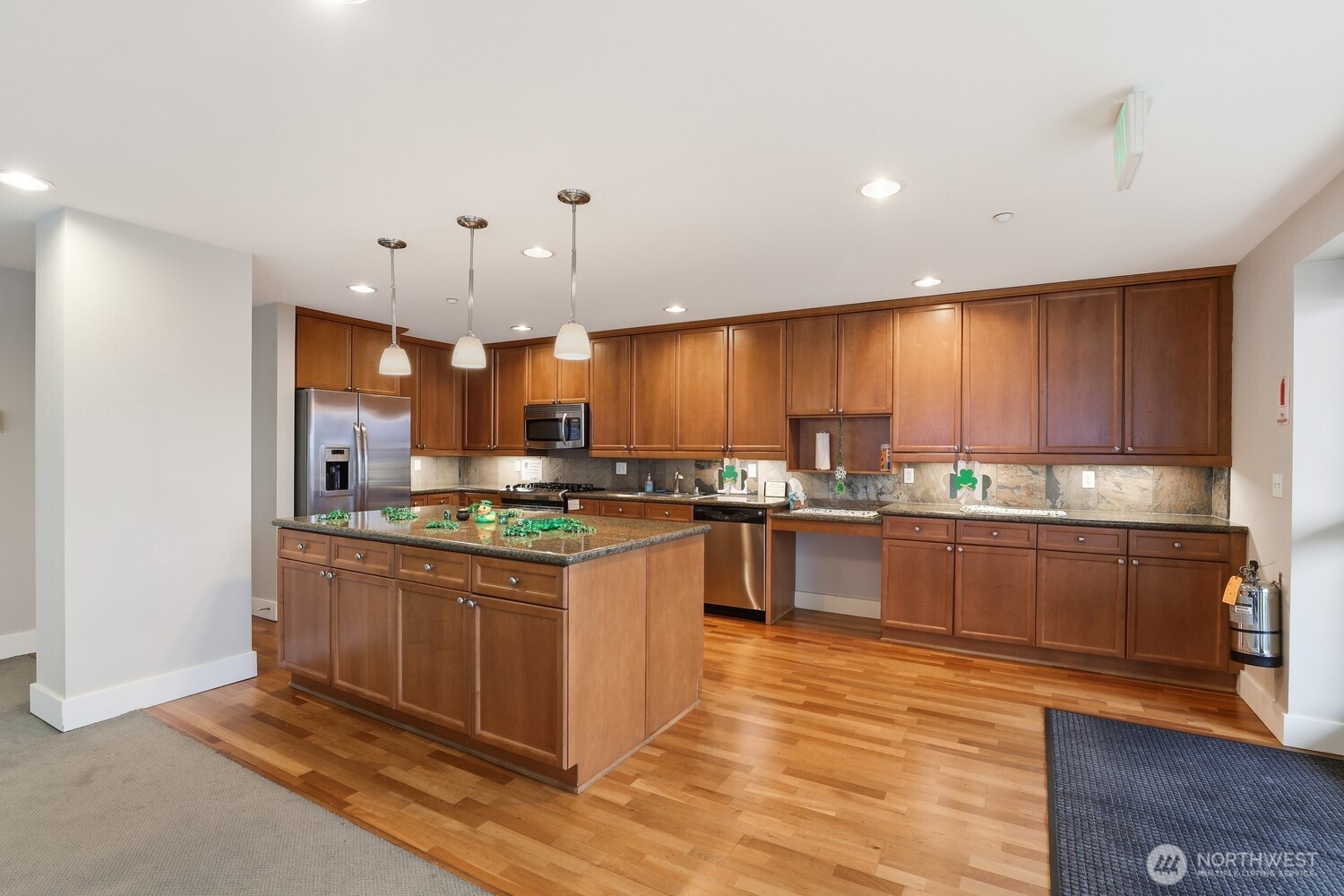 400 Washington Avenue #415, Bremerton, WA 98337