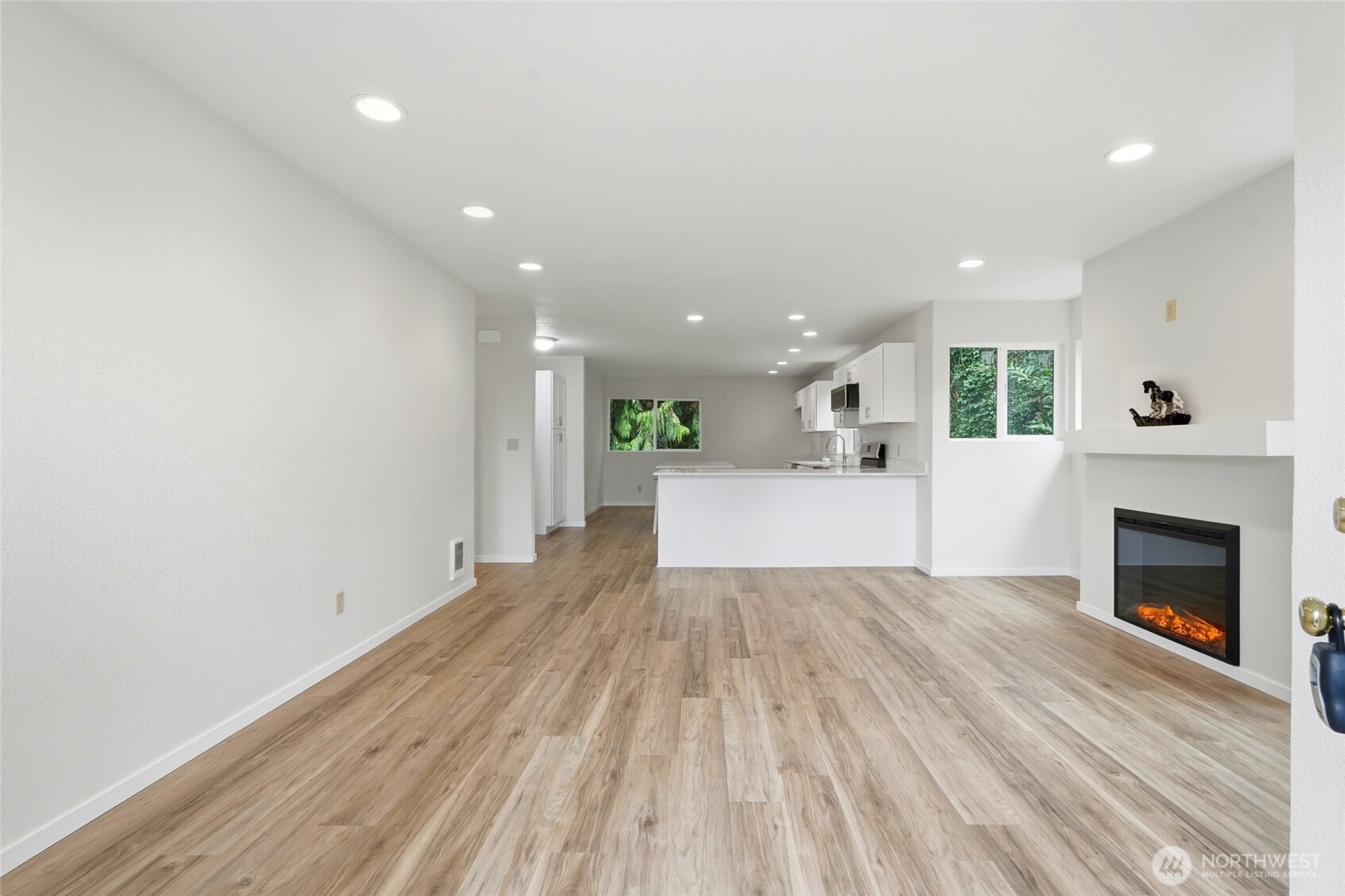 4404 Terrace Drive #8, Everett, WA 98203