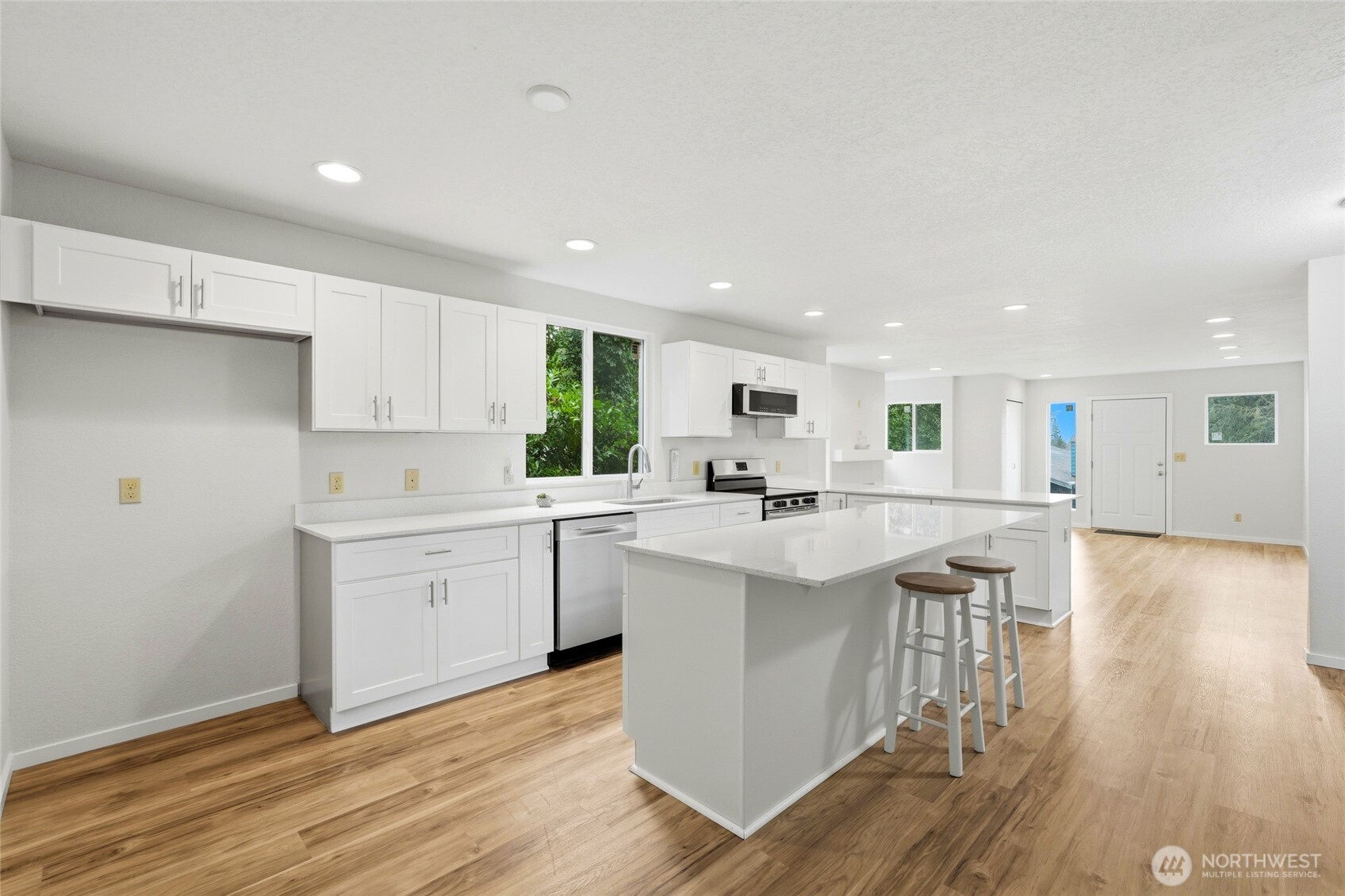 4404 Terrace Drive #8, Everett, WA 98203