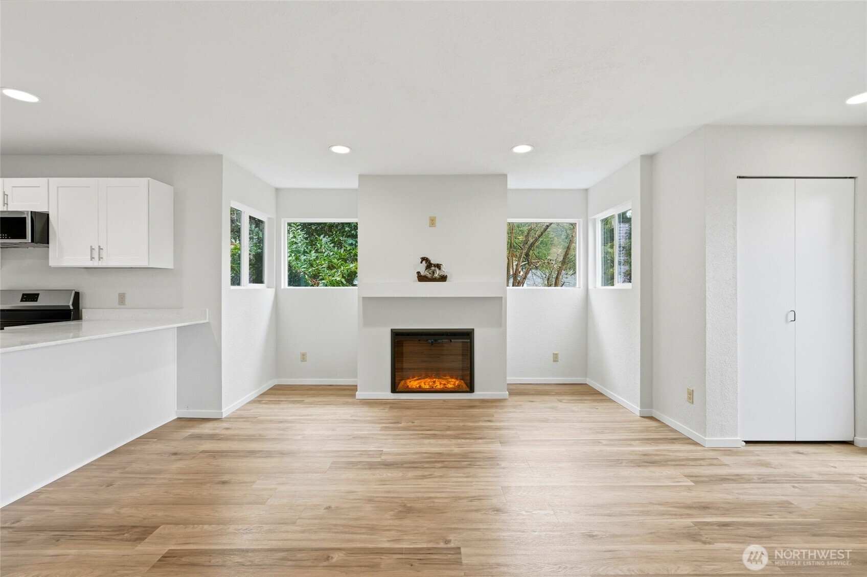 4404 Terrace Drive #8, Everett, WA 98203