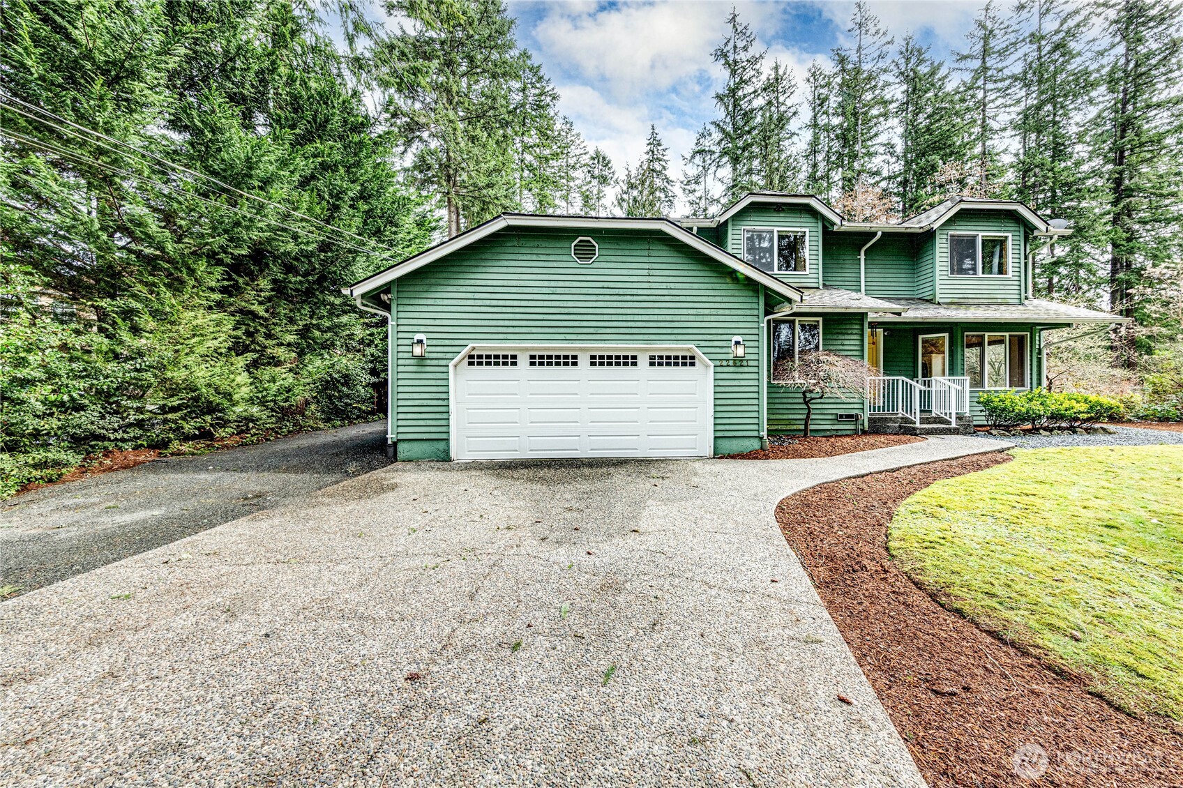 22621 95th Avenue SE, Woodinville, WA 98077-9512