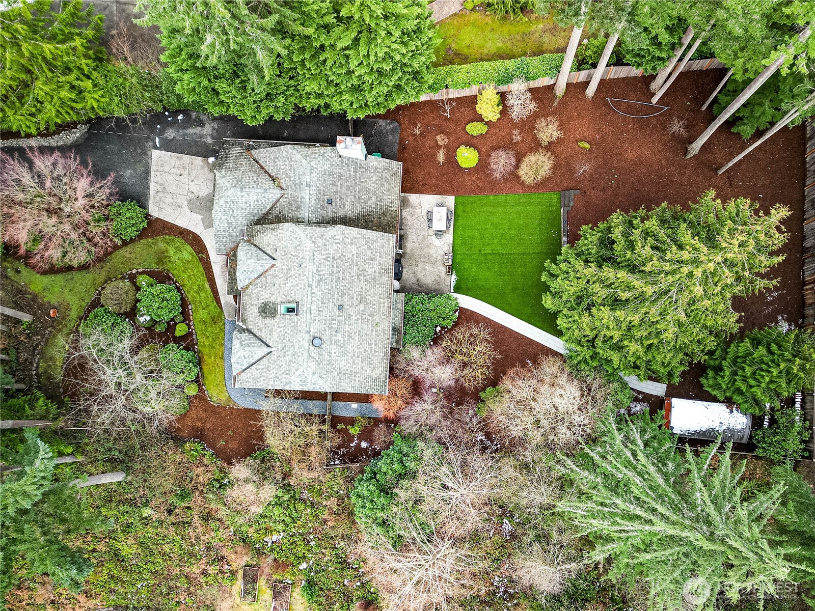 22621 95th Avenue SE, Woodinville, WA 98077-9512