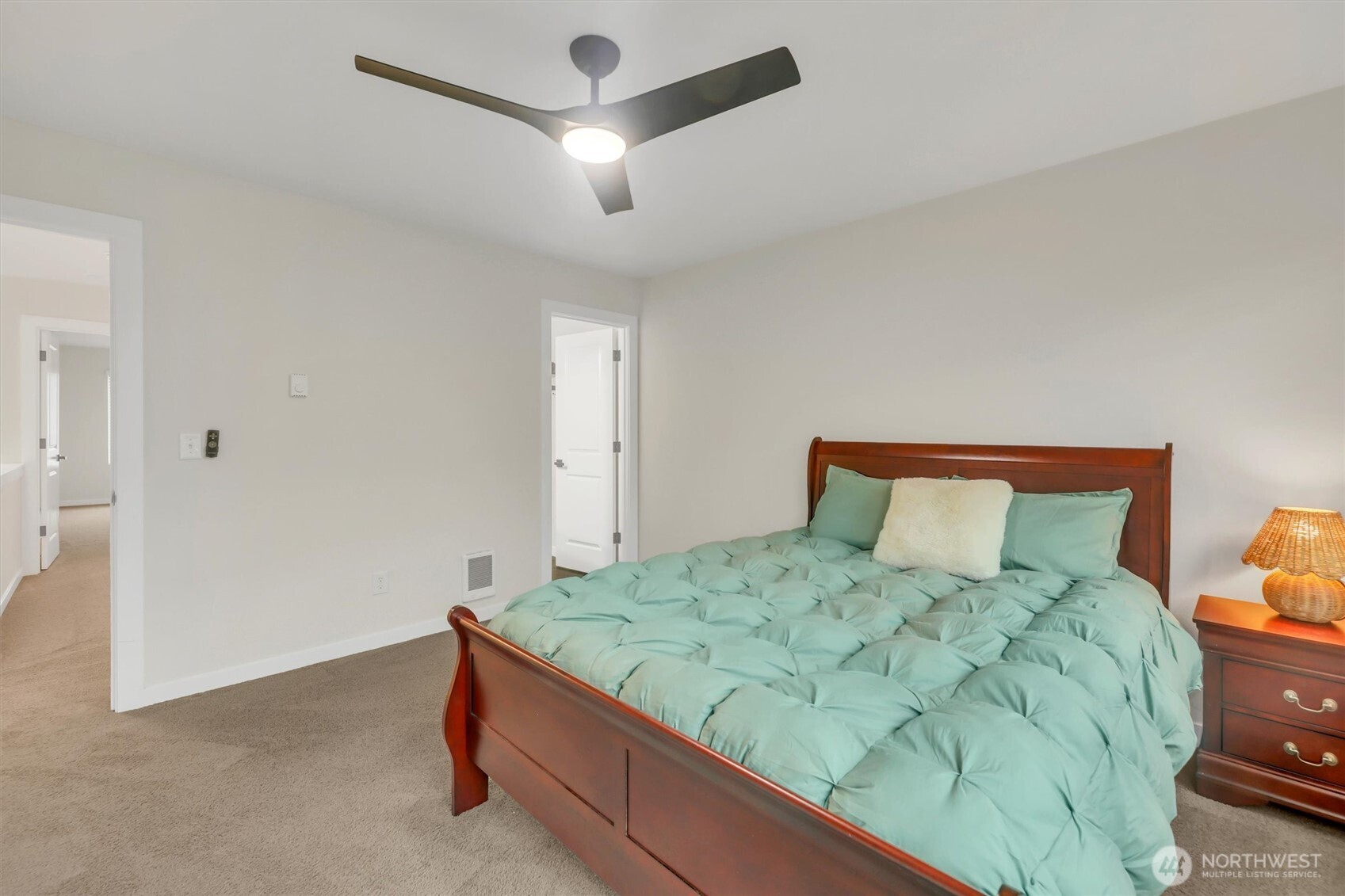 2010 129th Place SW #E, Everett, WA 98204