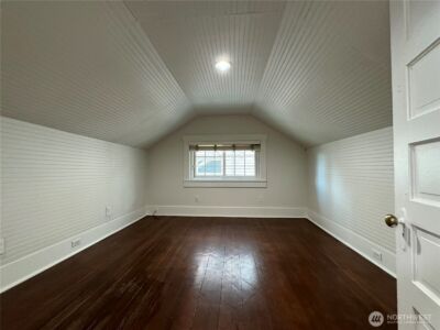 811 NE 66th Street , Seattle, WA 98115 - Photo 16