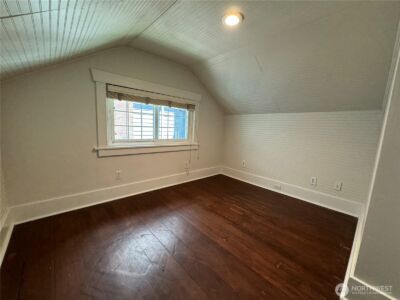 811 NE 66th Street , Seattle, WA 98115 - Photo 17