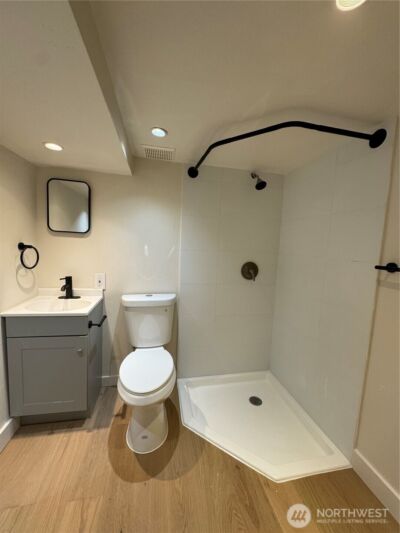 811 NE 66th Street , Seattle, WA 98115 - Photo 21