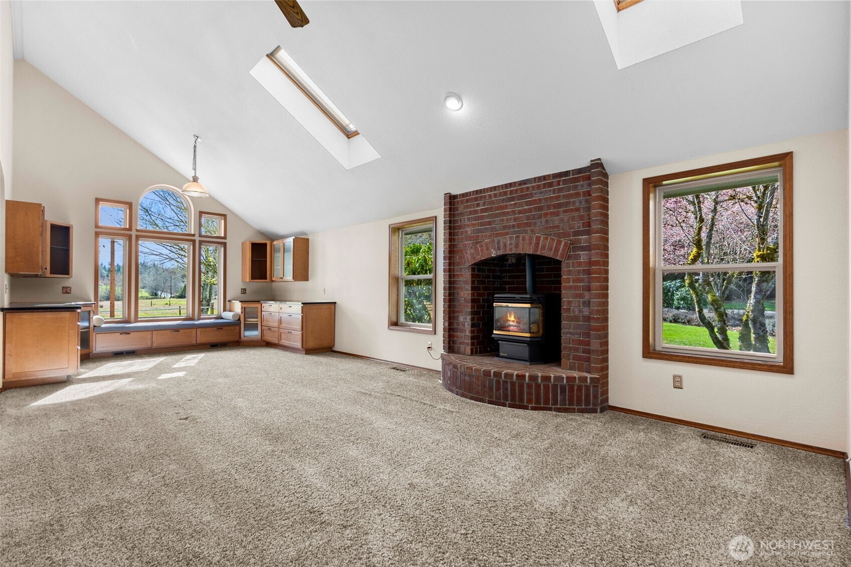 1404 38th Lane NE, Olympia, WA 98506