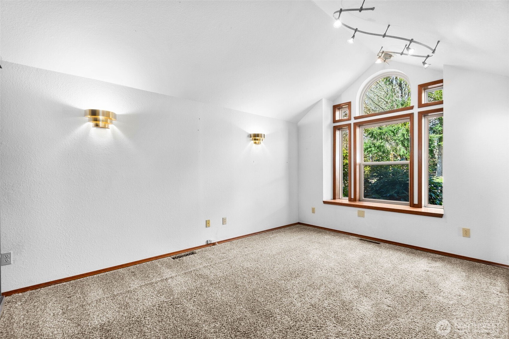 1404 38th Lane NE, Olympia, WA 98506