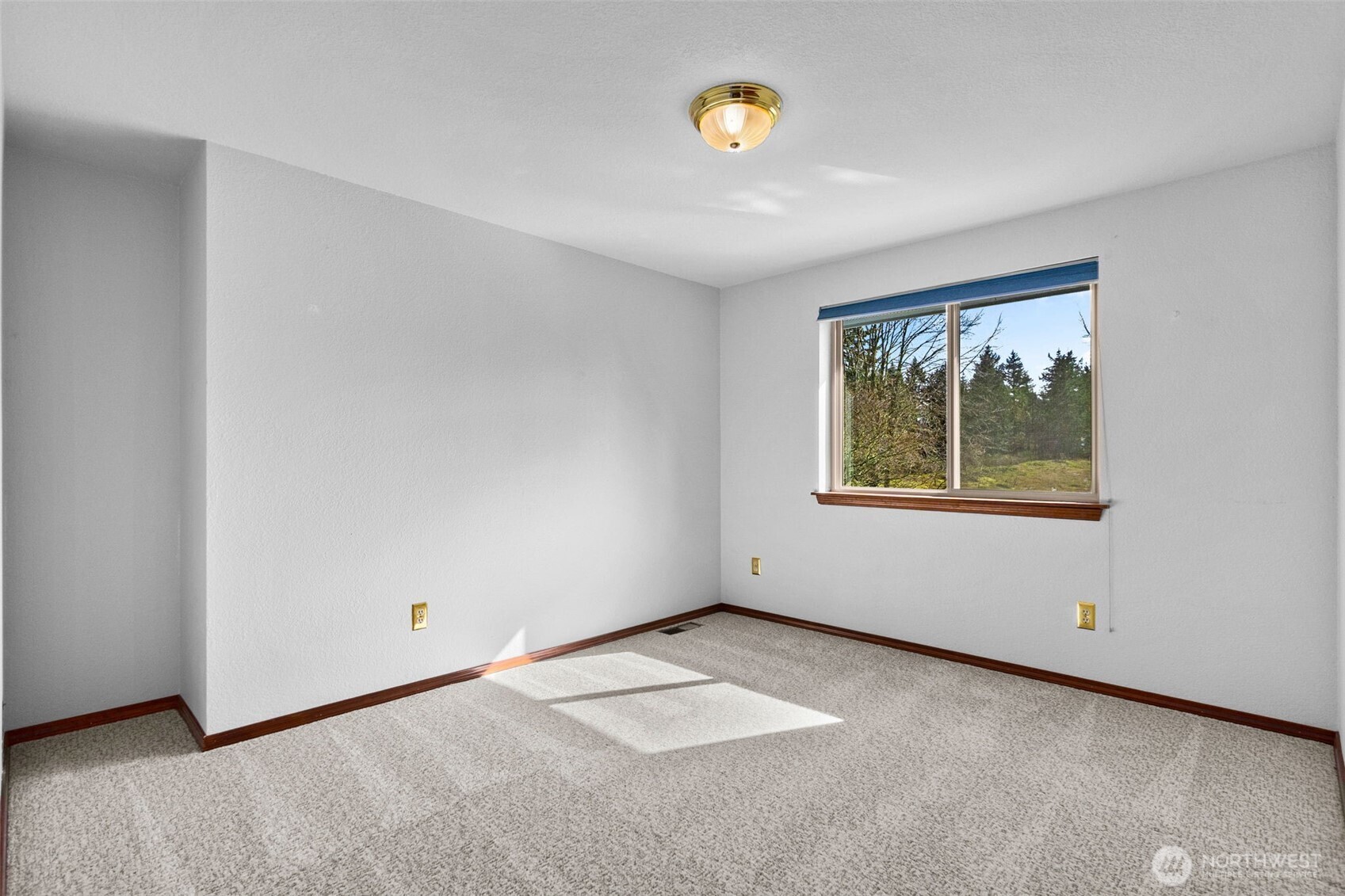 1404 38th Lane NE, Olympia, WA 98506