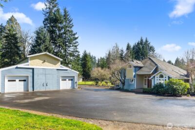 1404 38th Lane NE, Olympia, WA 98506 - Photo 2