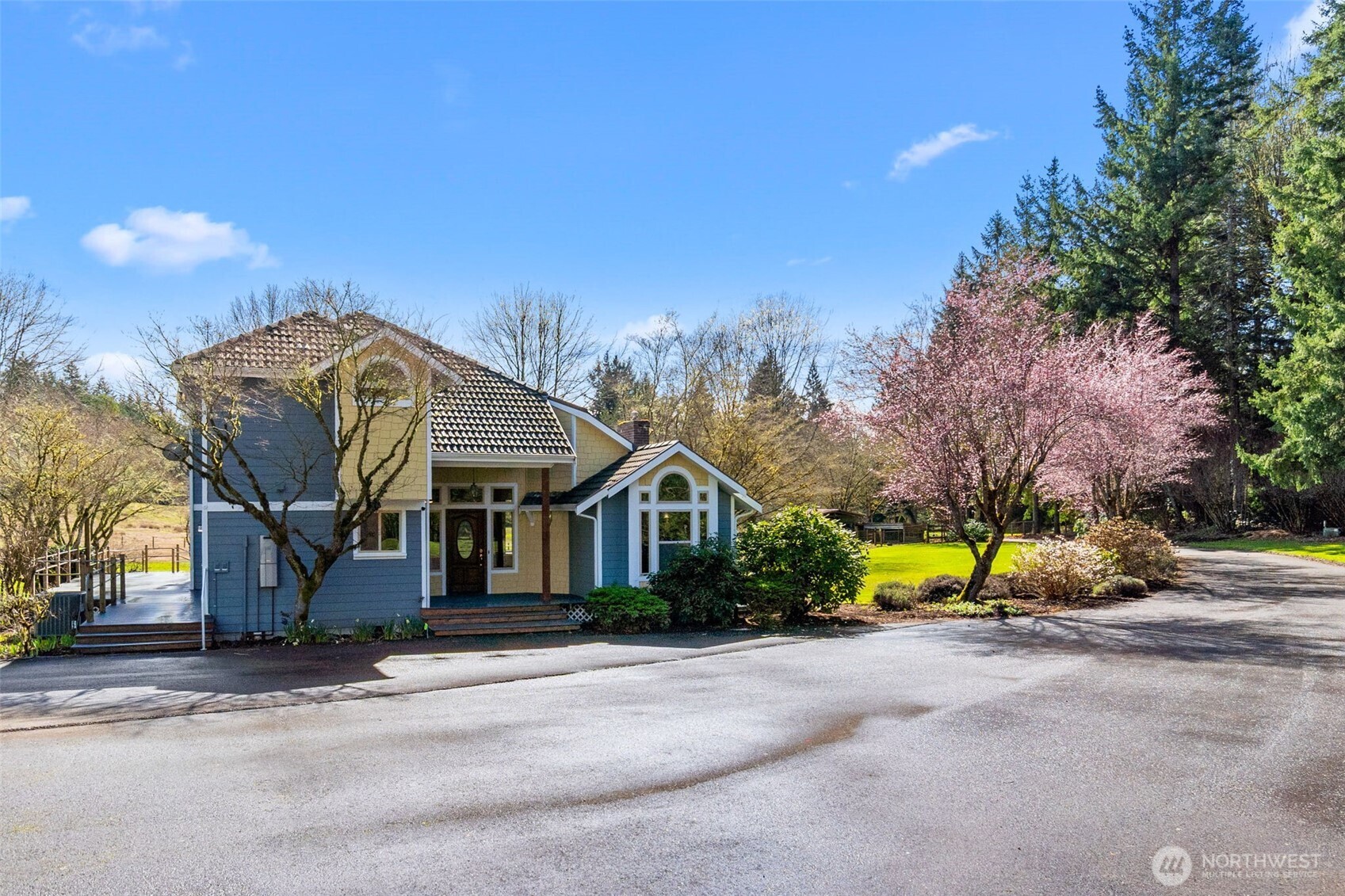 1404 38th Lane NE, Olympia, WA 98506