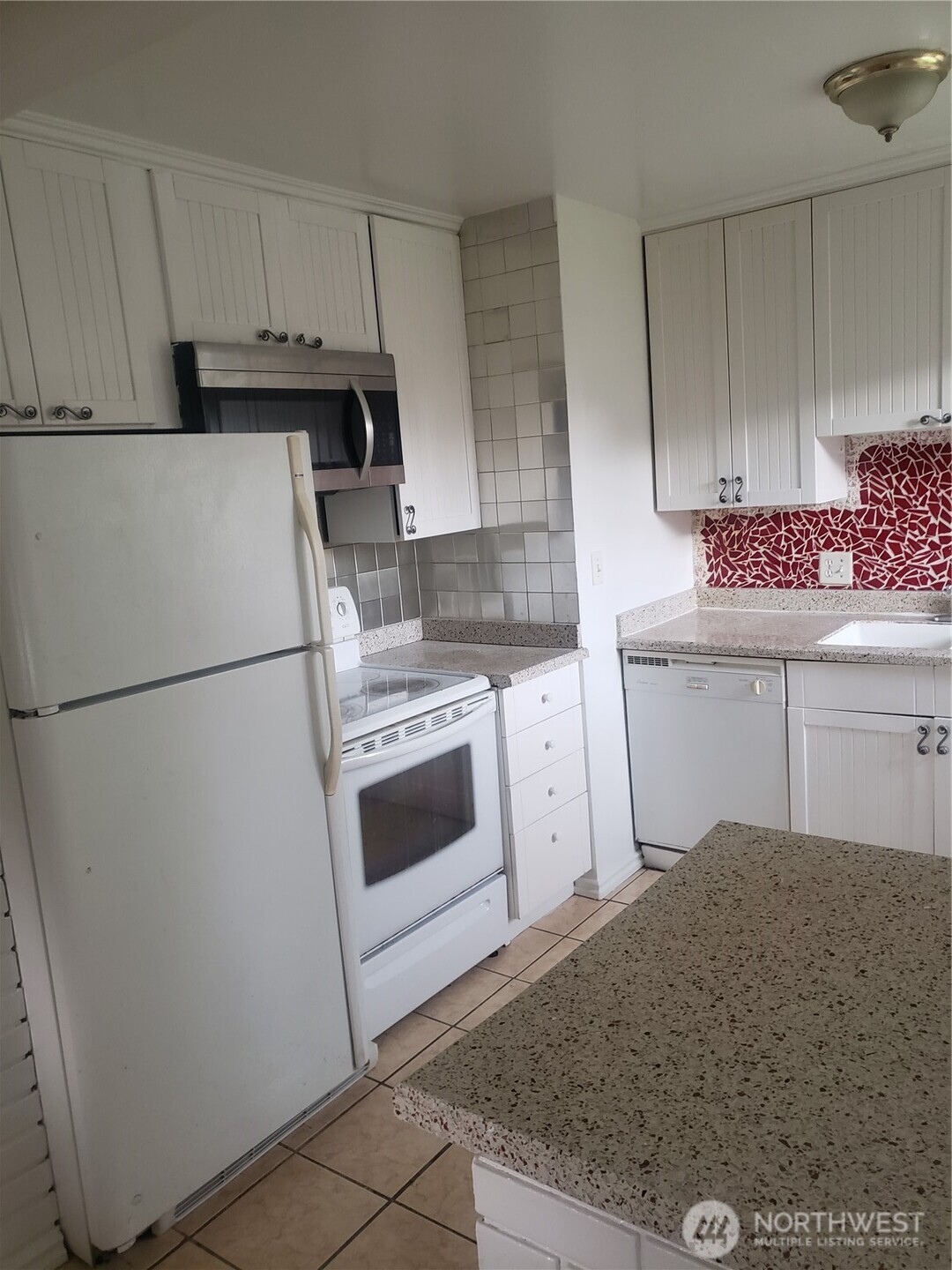 3123 SW Barton Street , Seattle, WA 98126
