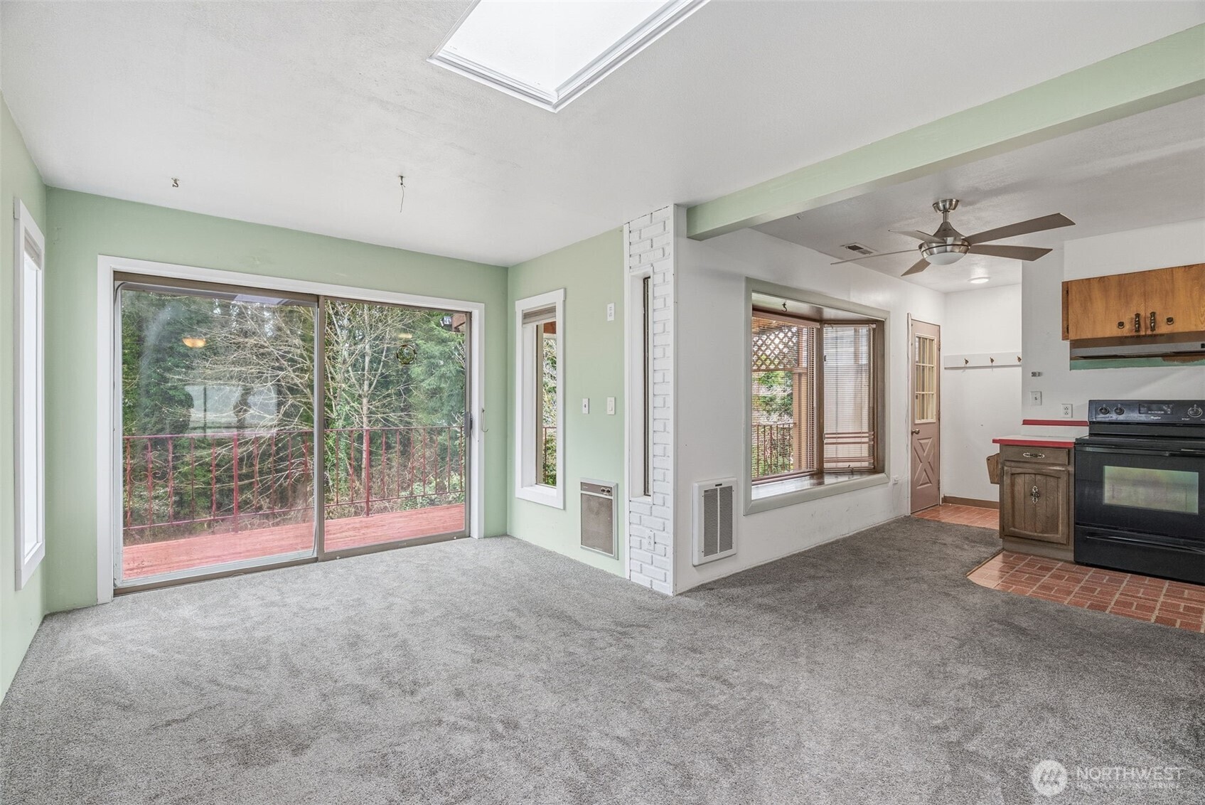 406 N 19th Ave , Kelso, WA 98626