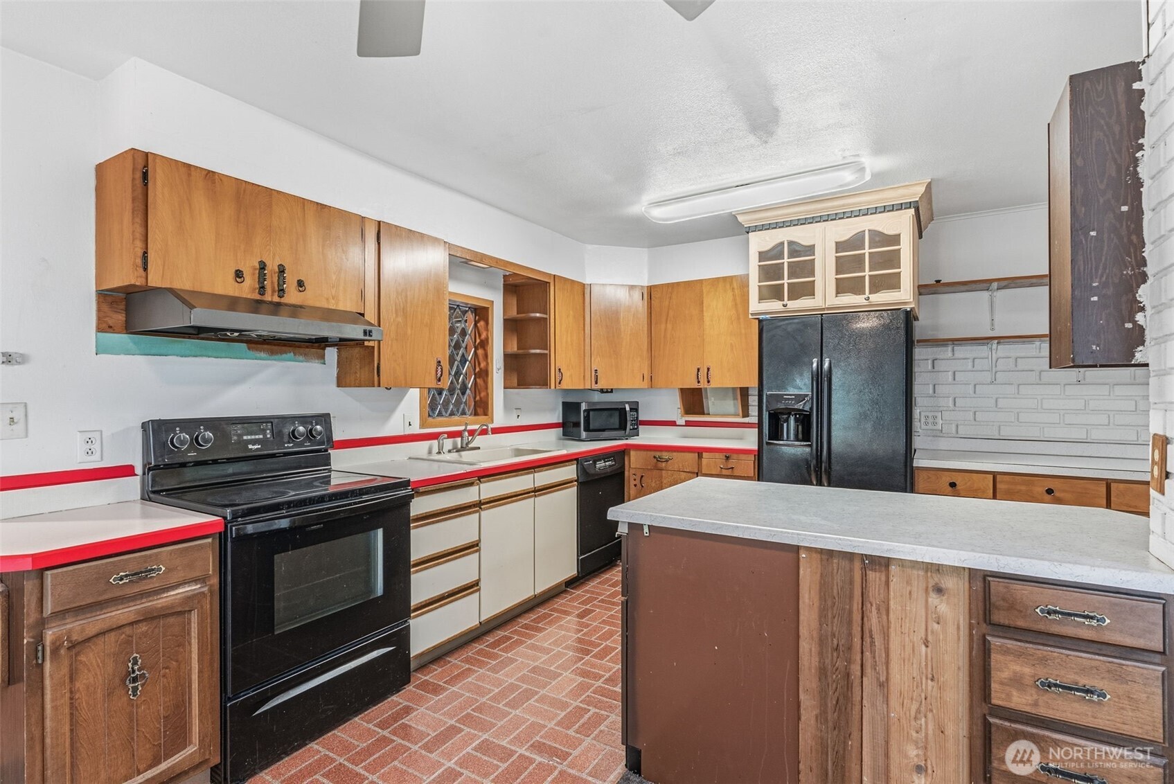 406 N 19th Ave , Kelso, WA 98626