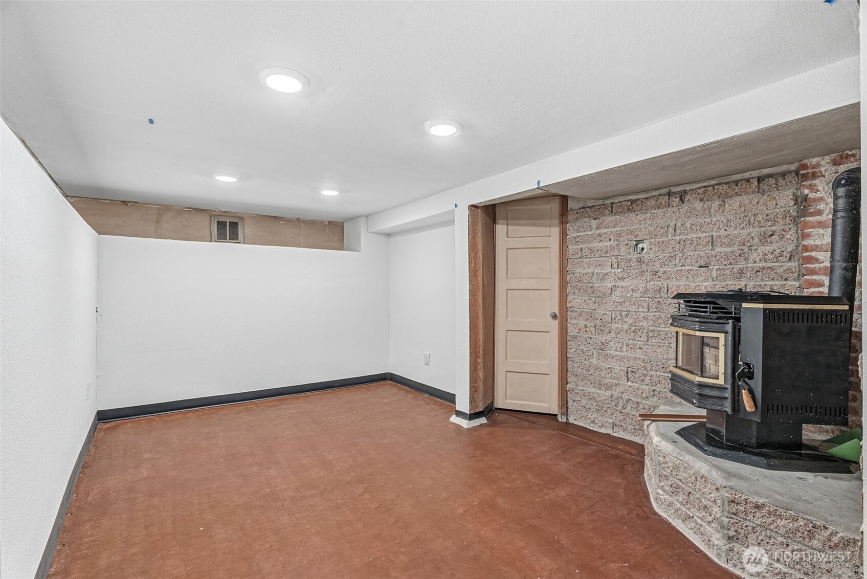 406 N 19th Ave , Kelso, WA 98626