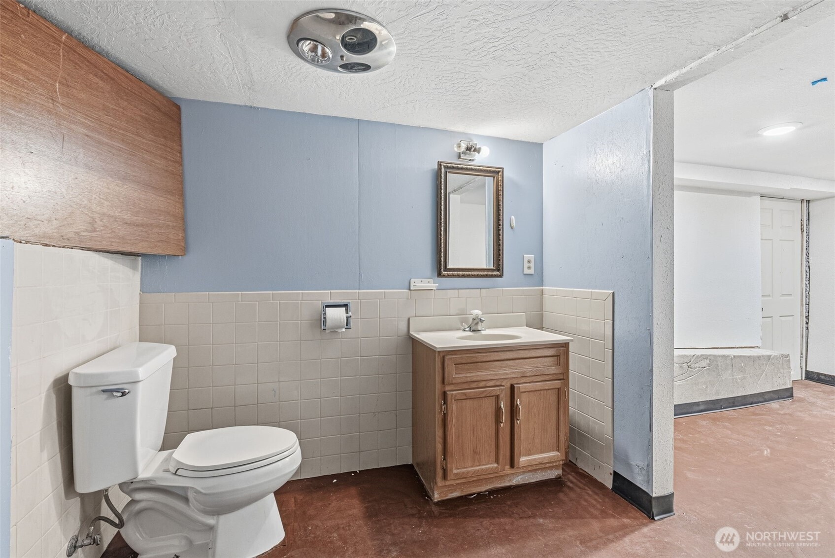 406 N 19th Ave , Kelso, WA 98626