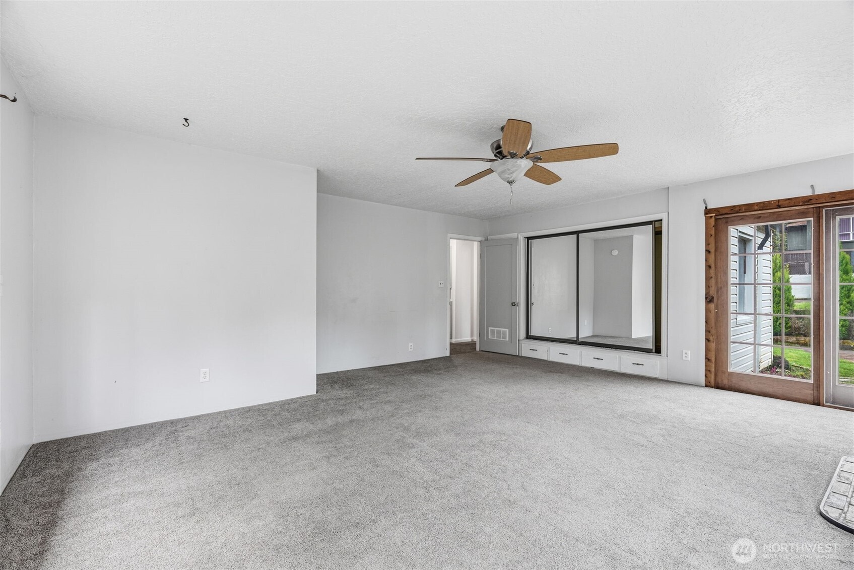 406 N 19th Ave , Kelso, WA 98626