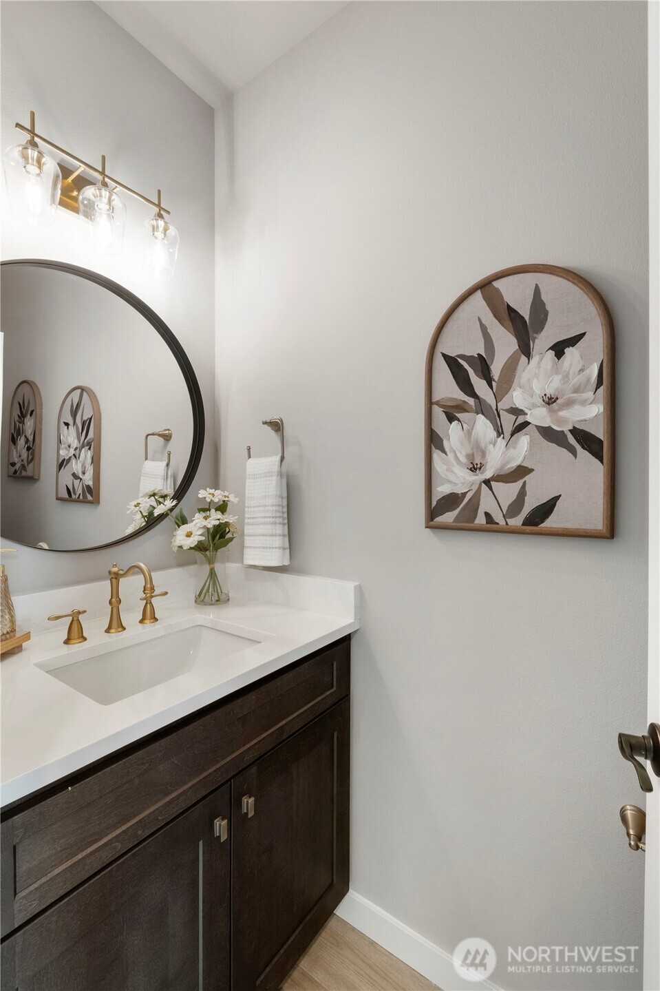 528 Harman Way S, Orting, WA 98360