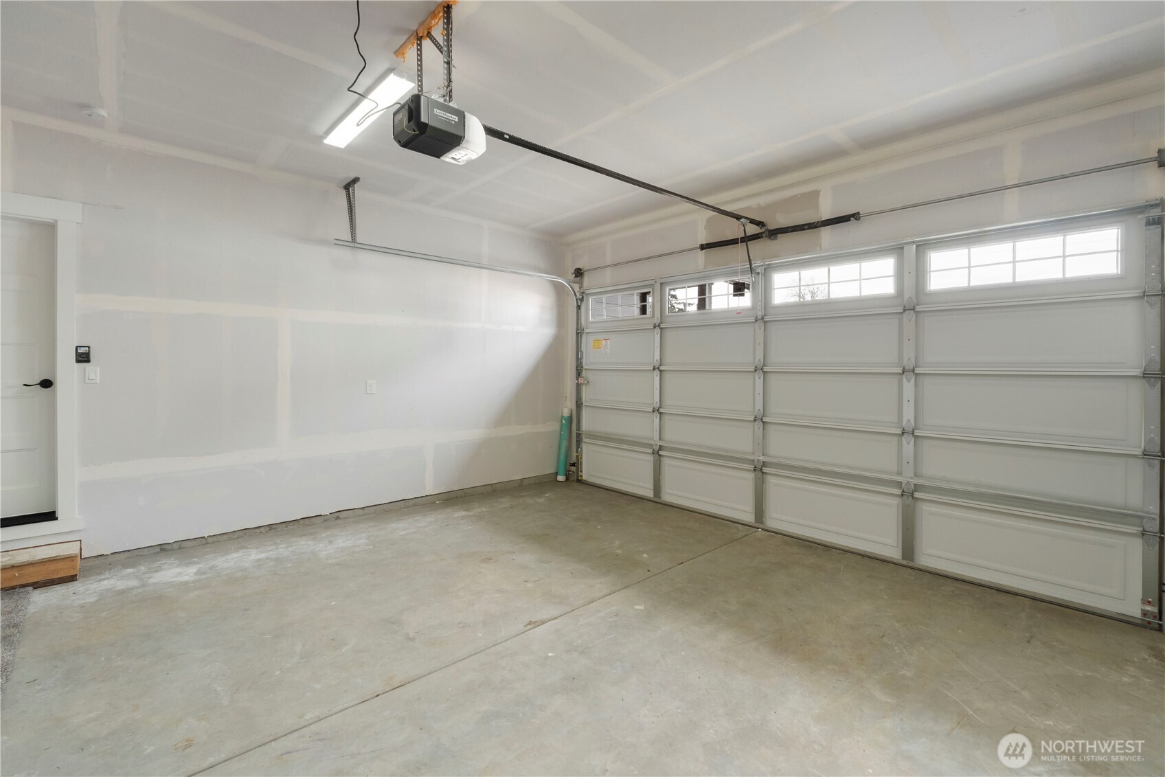 528 Harman Way S, Orting, WA 98360