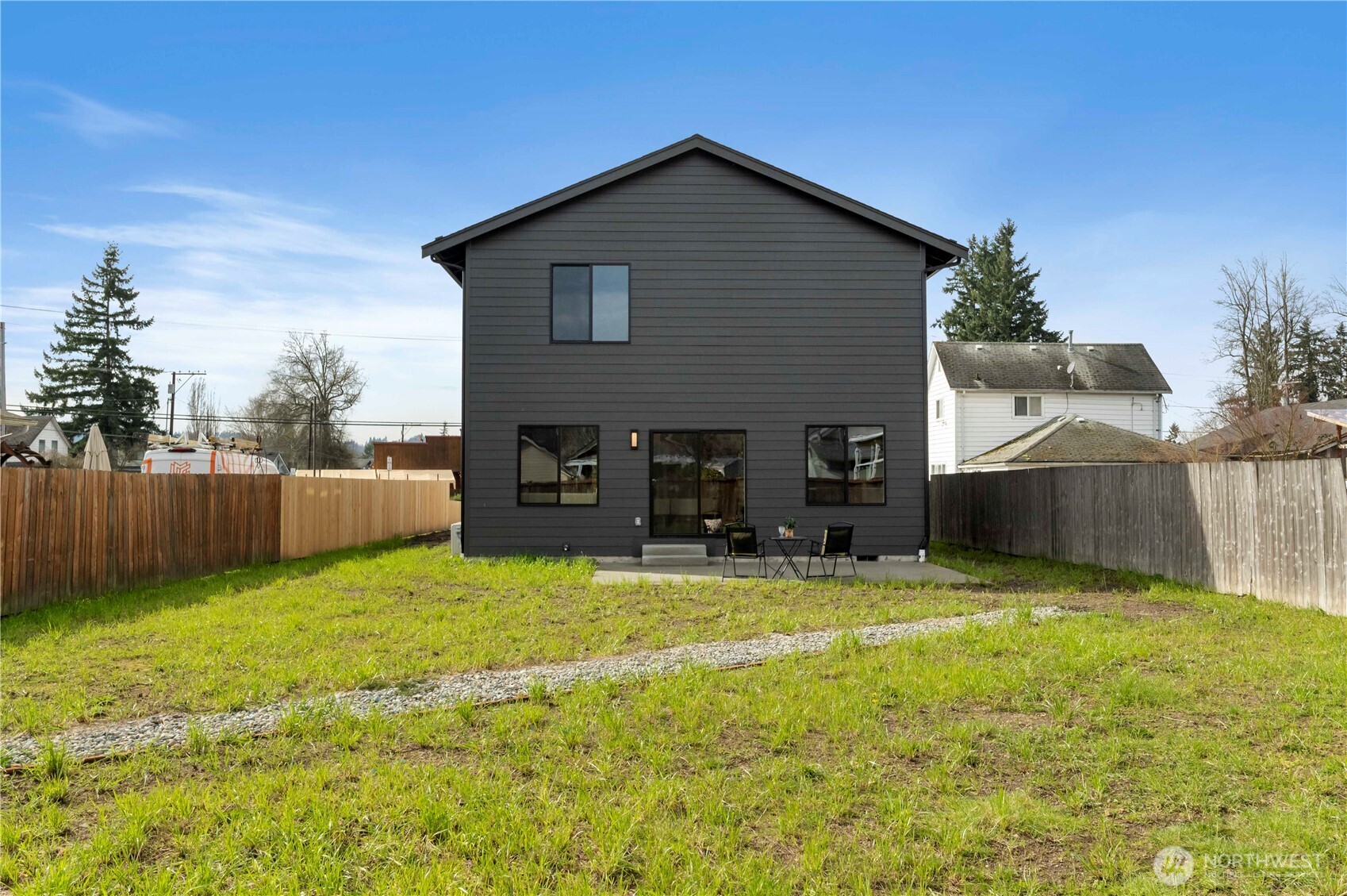 528 Harman Way S, Orting, WA 98360