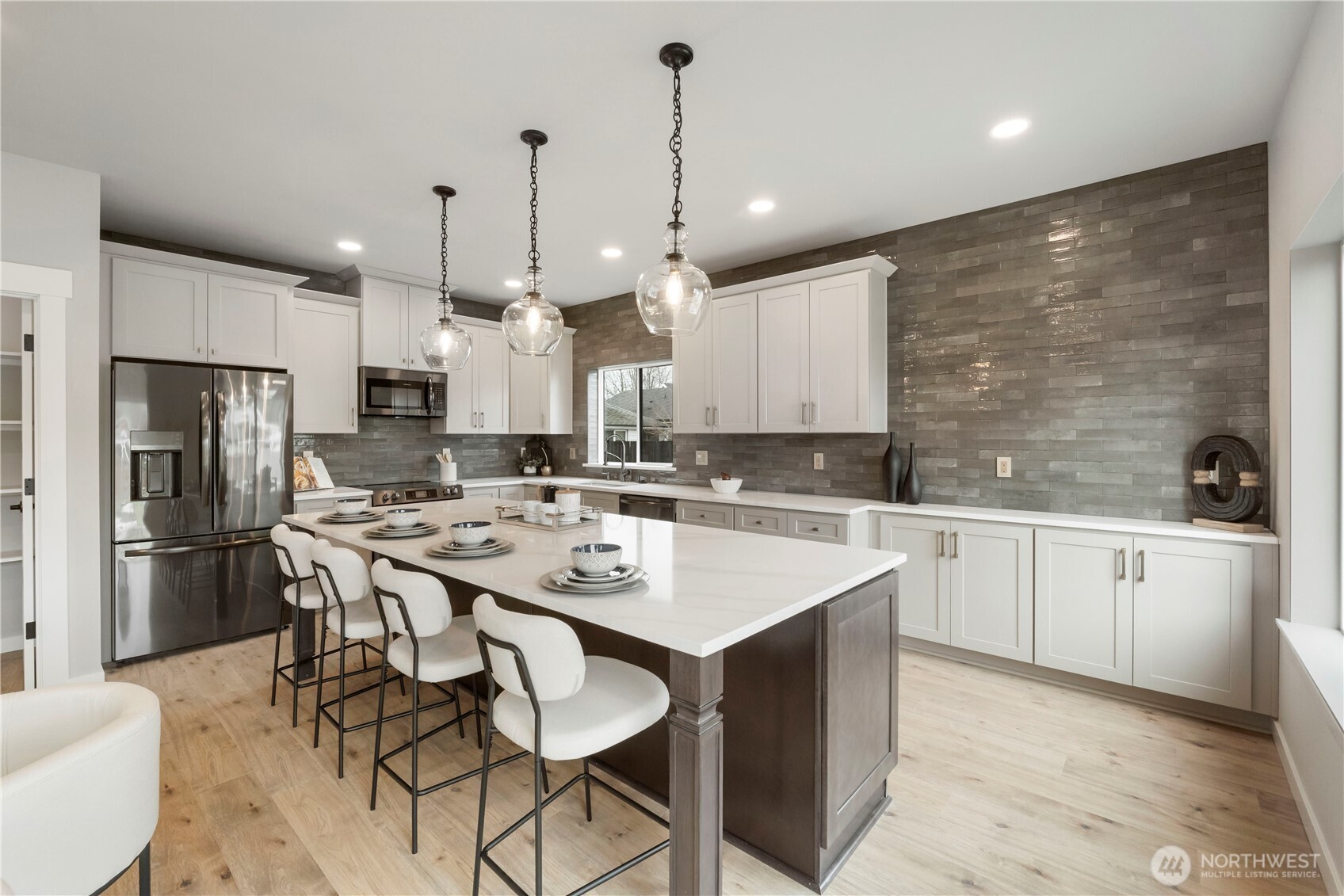 528 Harman Way S, Orting, WA 98360