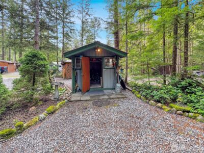 21 Drial Loop , Deming, WA 98244 - Photo 3