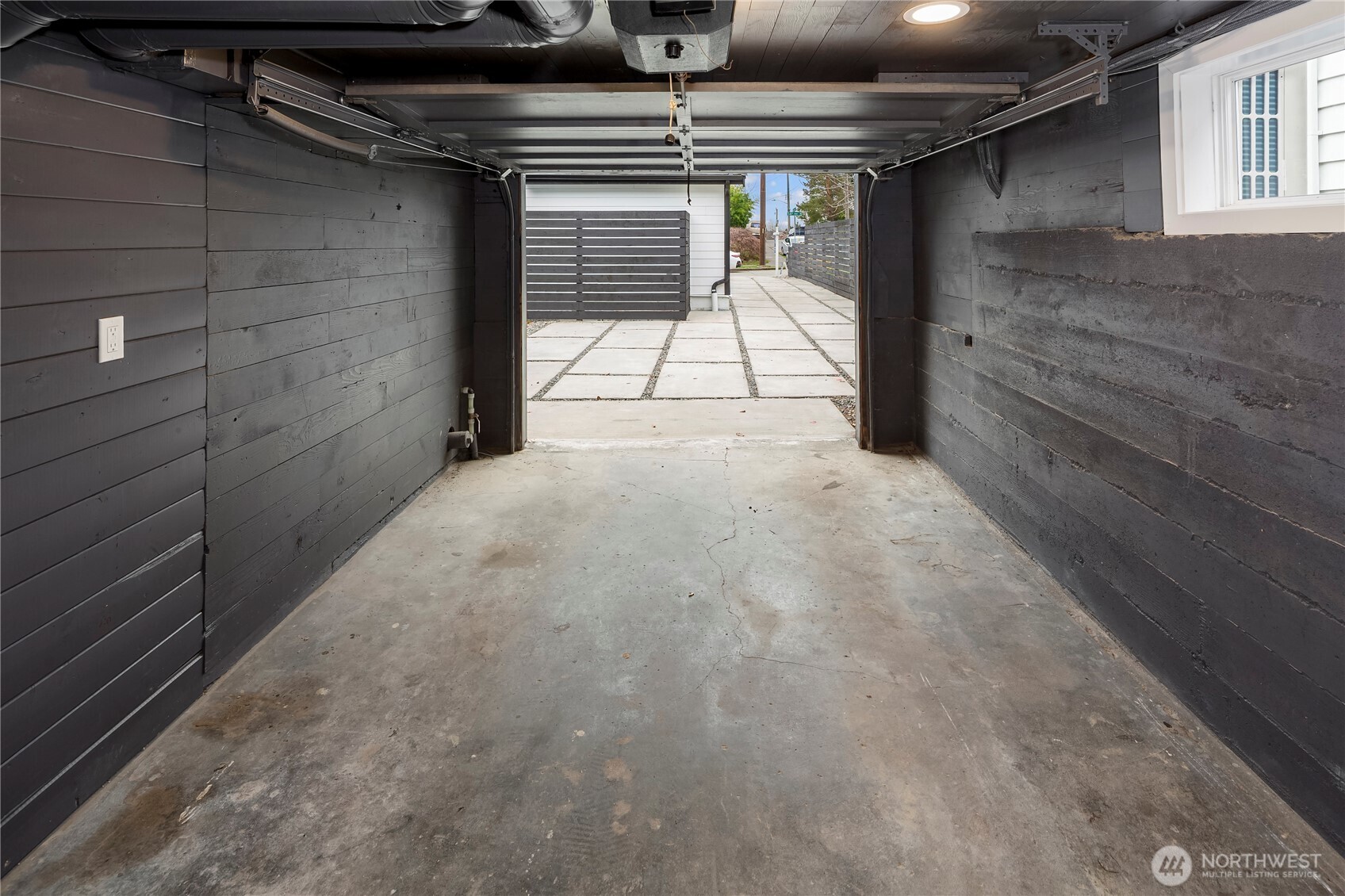 4815 15th Avenue S, Seattle, WA 98108