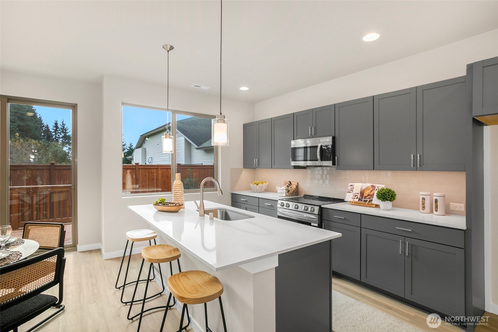 12504 SE 256th Place #9, Kent, WA 98030