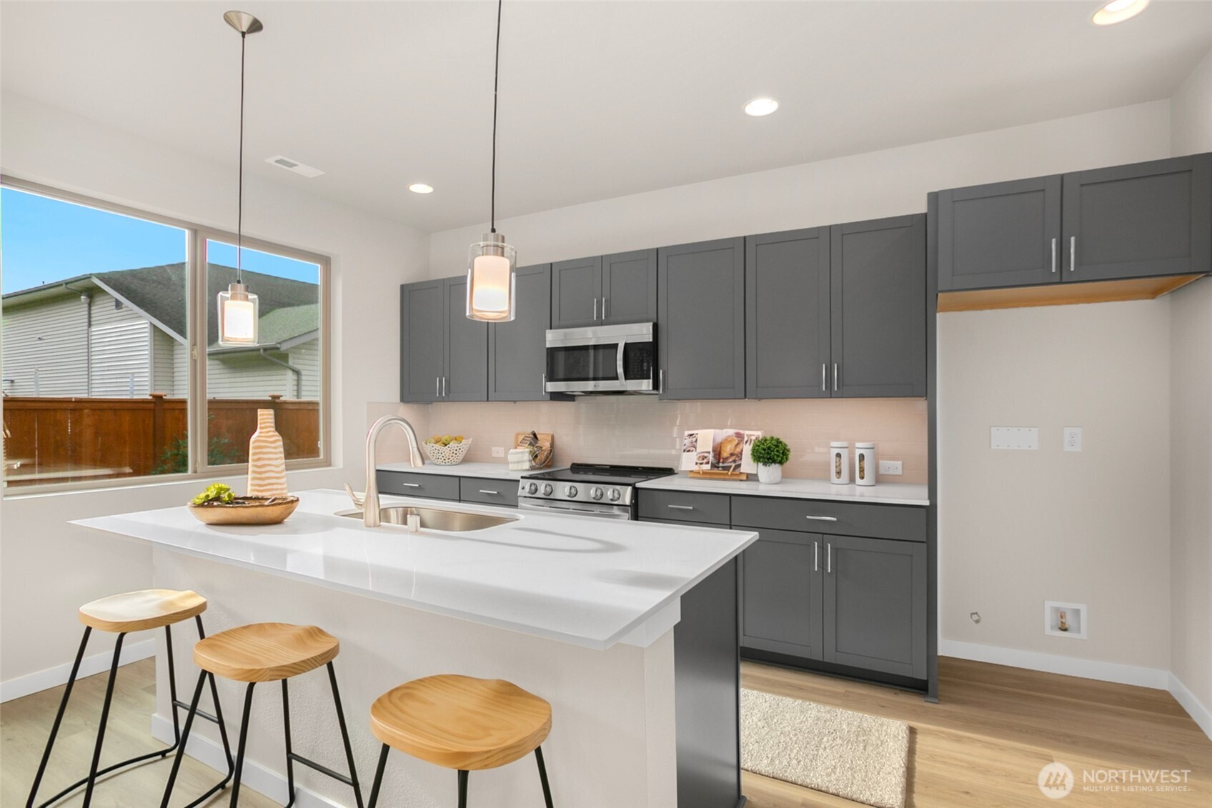 12504 SE 256th Place #9, Kent, WA 98030