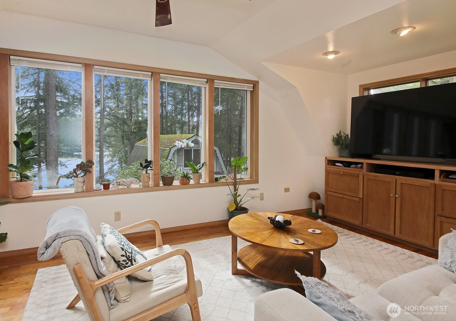 5265 Lakeside Drive , Langley, WA 98260