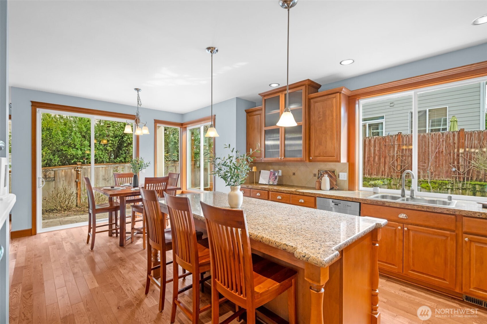 8835 NE 148th Place , Kenmore, WA 98028