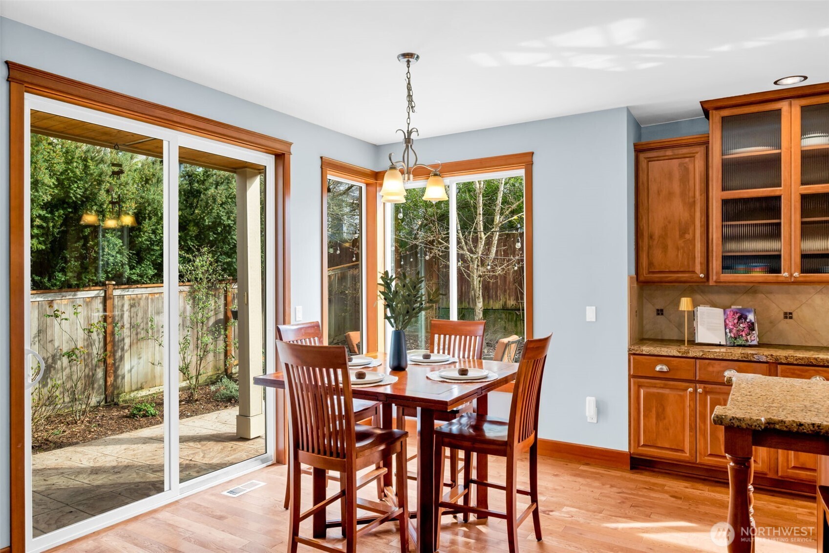 8835 NE 148th Place , Kenmore, WA 98028