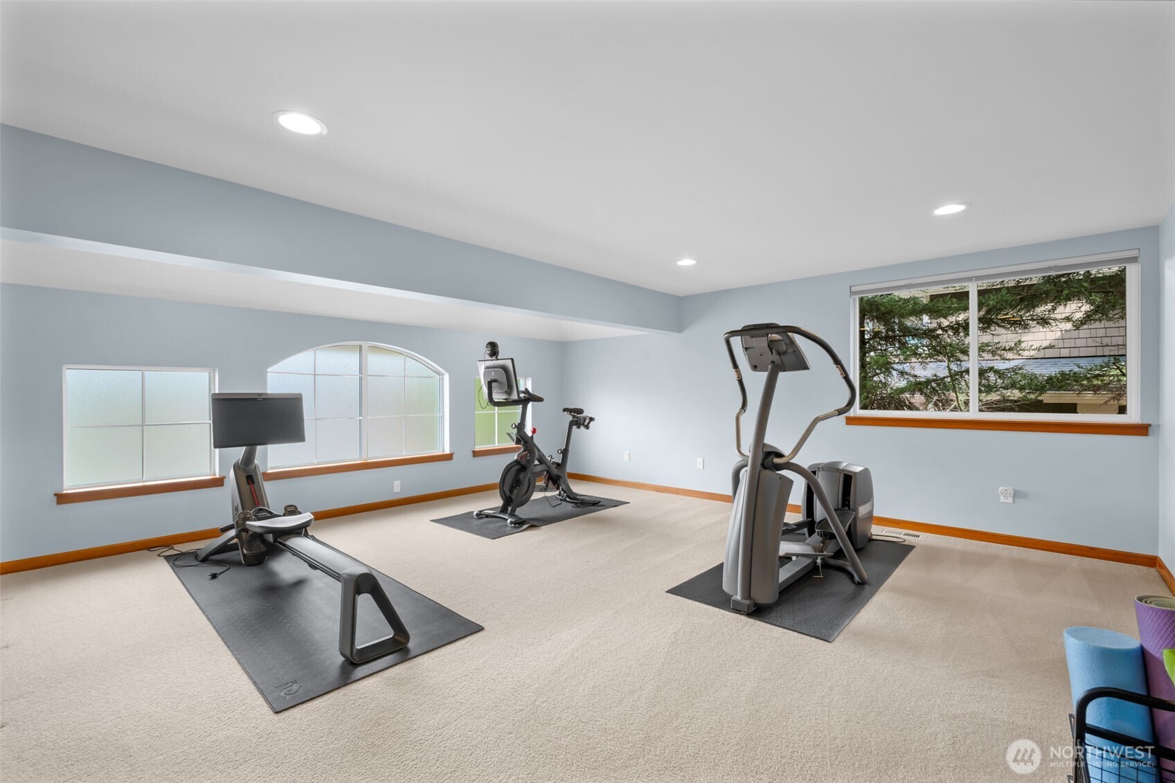 8835 NE 148th Place , Kenmore, WA 98028