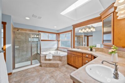 8835 NE 148th Place , Kenmore, WA 98028 - Photo 25