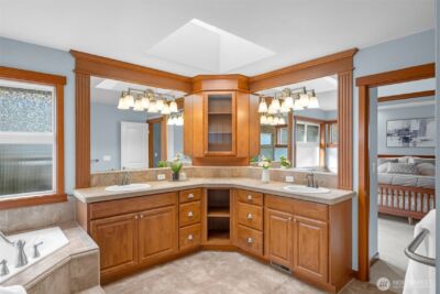 8835 NE 148th Place , Kenmore, WA 98028 - Photo 26