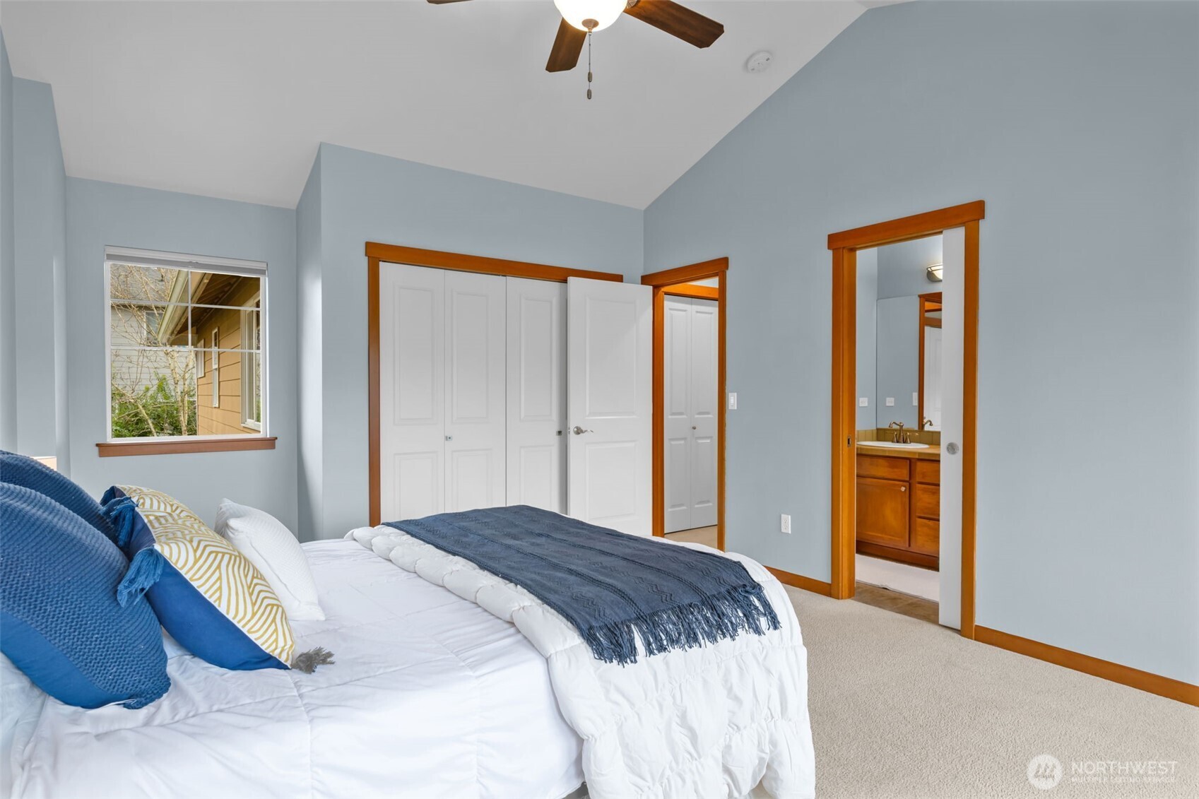 8835 NE 148th Place , Kenmore, WA 98028