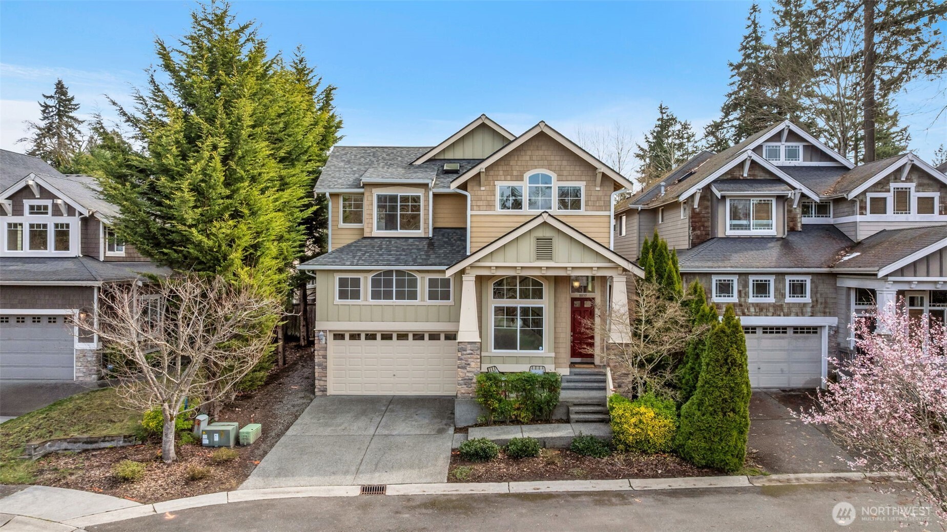 8835 NE 148th Place , Kenmore, WA 98028