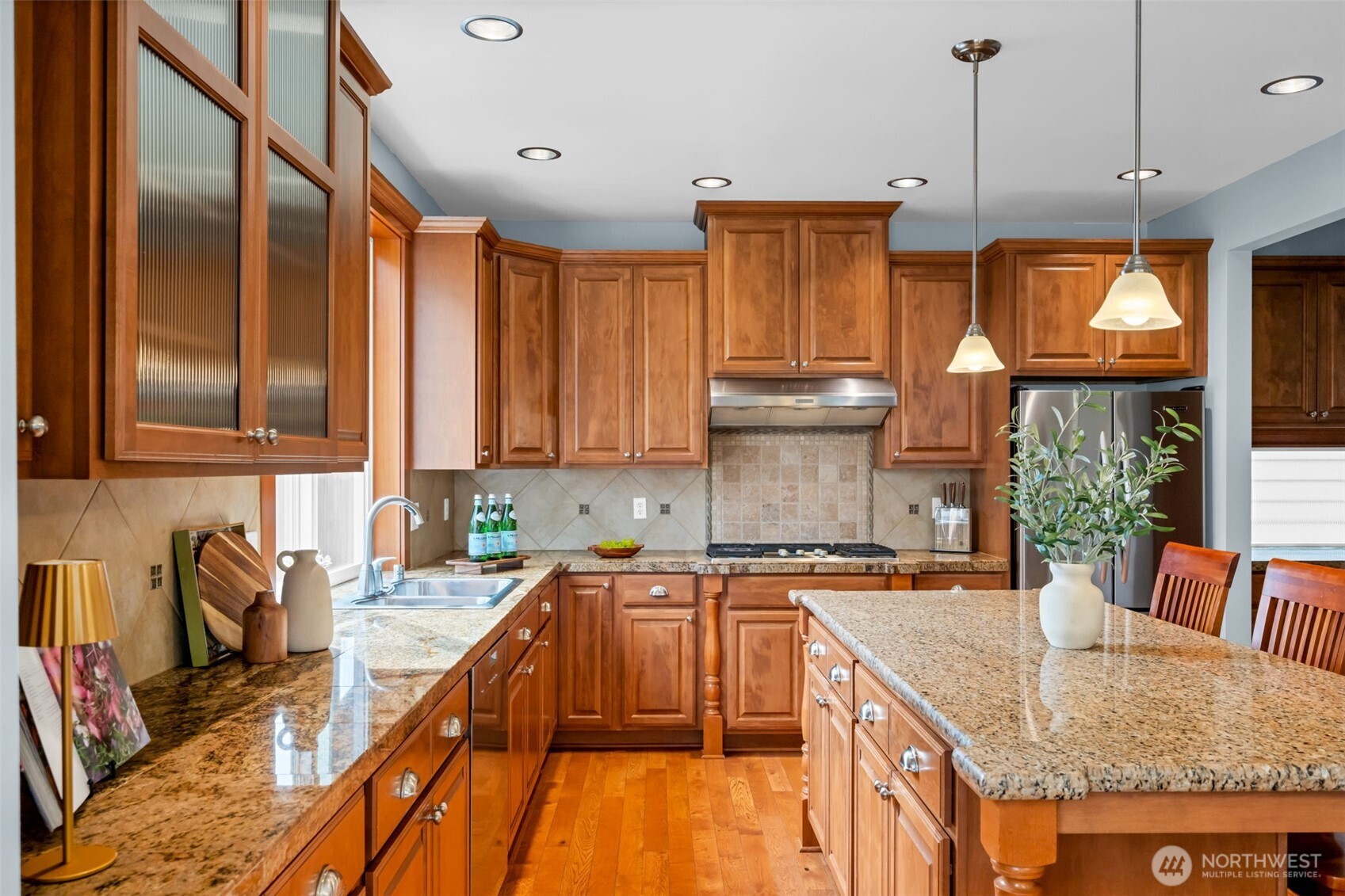 8835 NE 148th Place , Kenmore, WA 98028