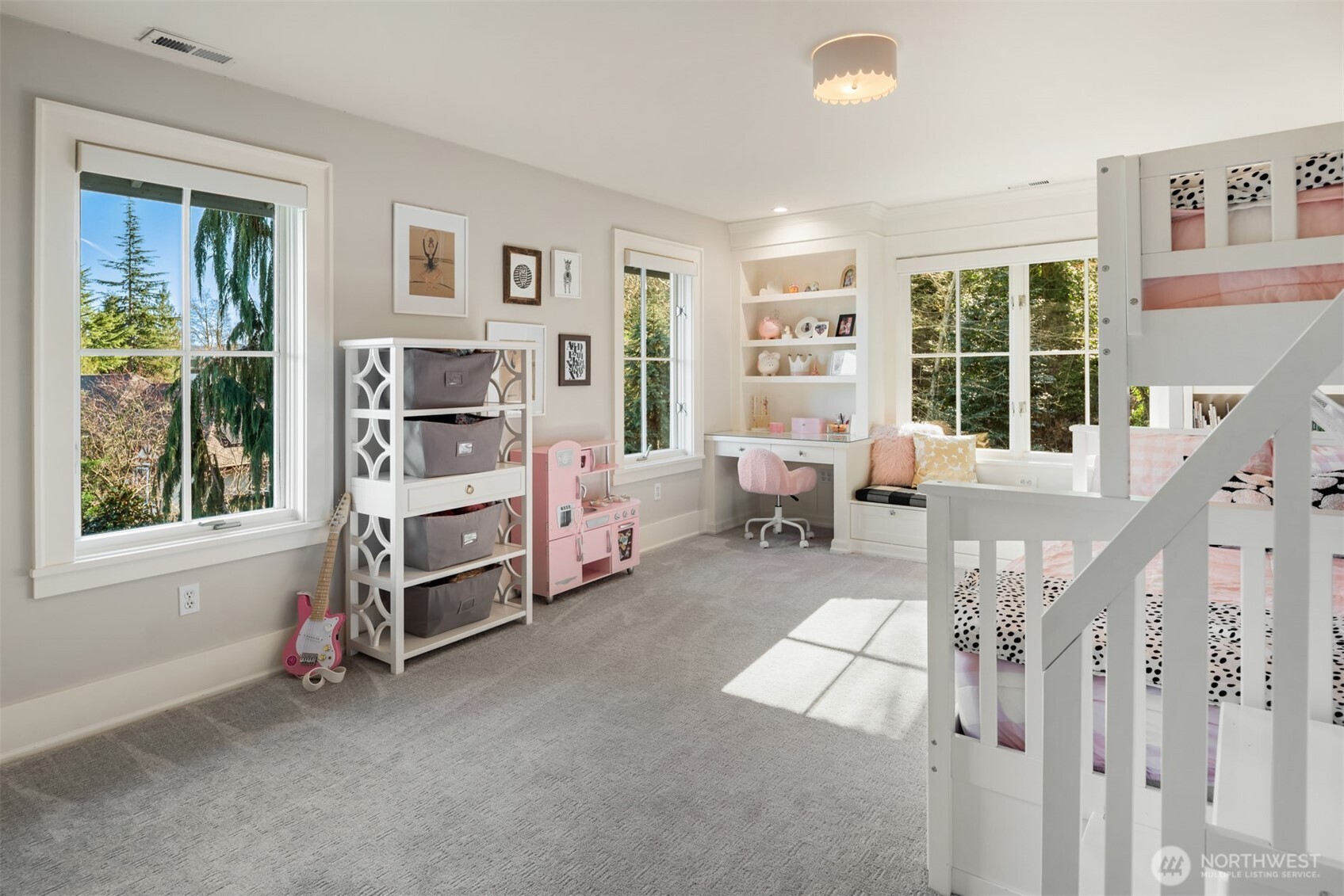 3645 92nd Avenue SE, Mercer Island, WA 98040