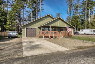 247 Fisher Avenue NE, Ocean Shores, WA 98569 - Photo 2