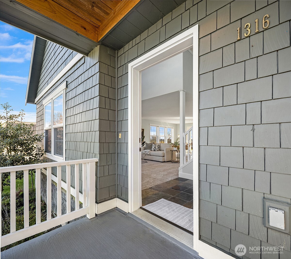 1316 Backswing Lane , Freeland, WA 98249