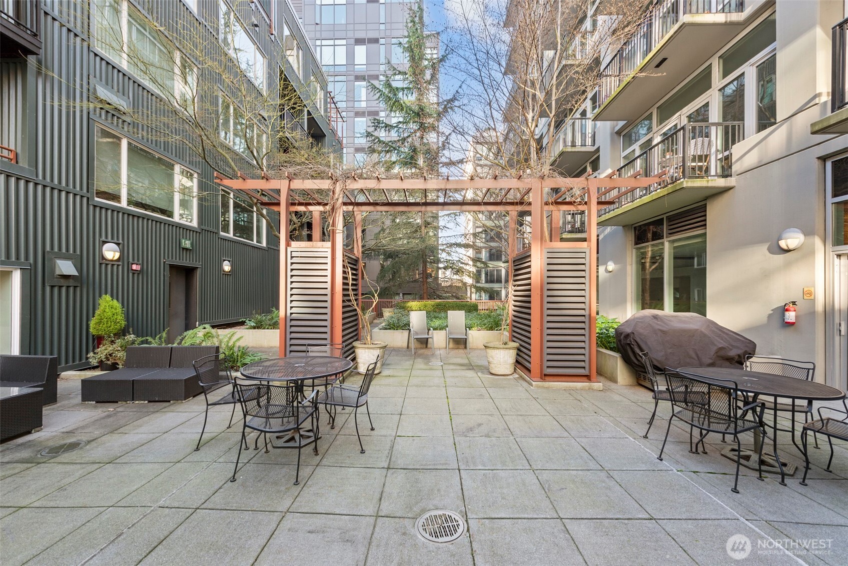 2717 Western Avenue #1018, Seattle, WA 98121