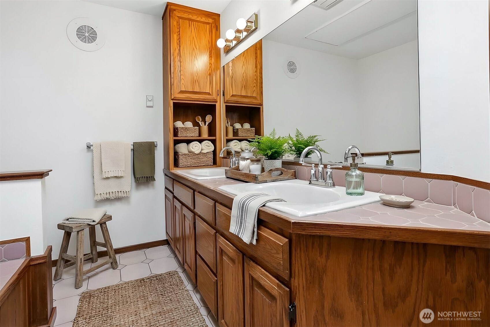 2793 Pondilla Way , Coupeville, WA 98239