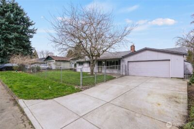 1228 NW Westridge Street , Vancouver, WA 98665 - Photo 2