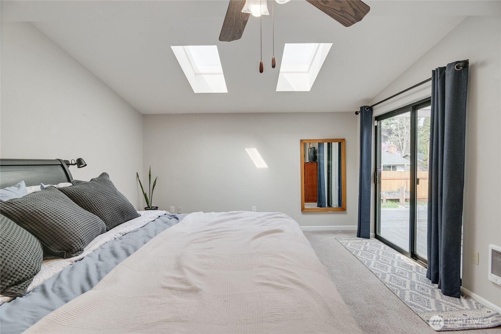 1228 NW Westridge Street , Vancouver, WA 98665