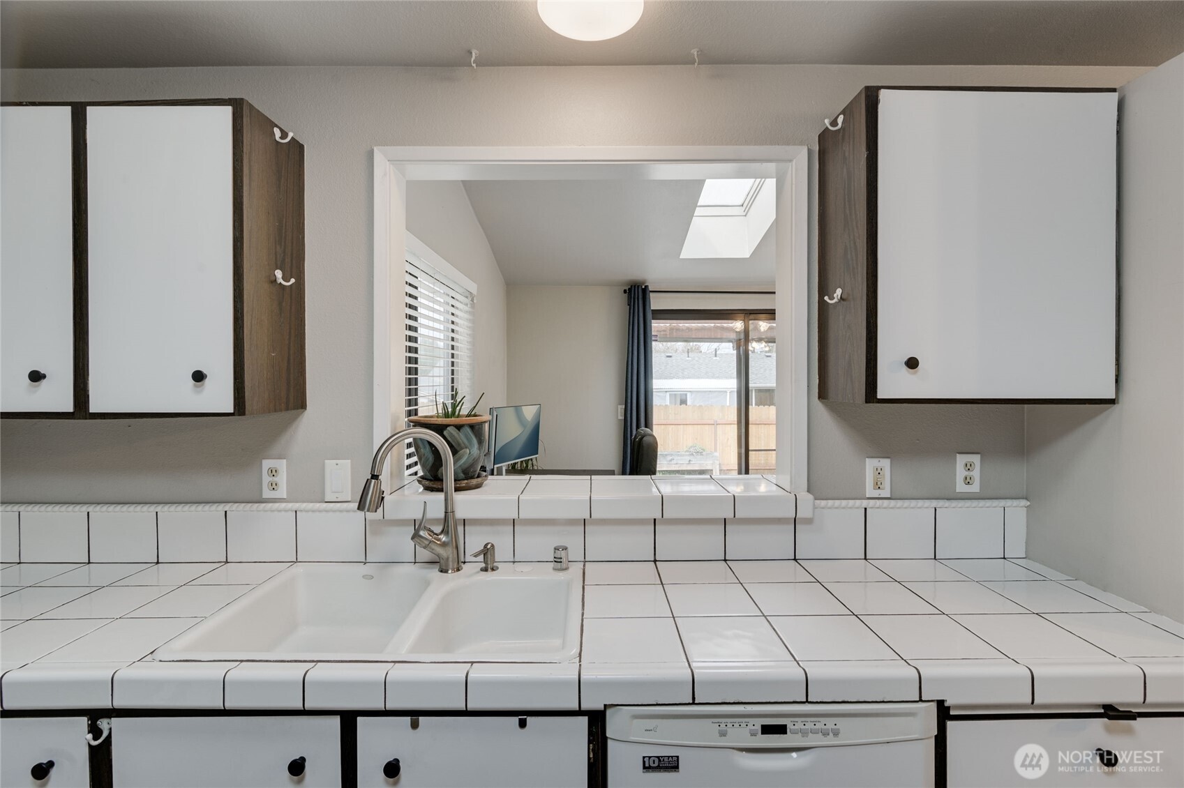 1228 NW Westridge Street , Vancouver, WA 98665