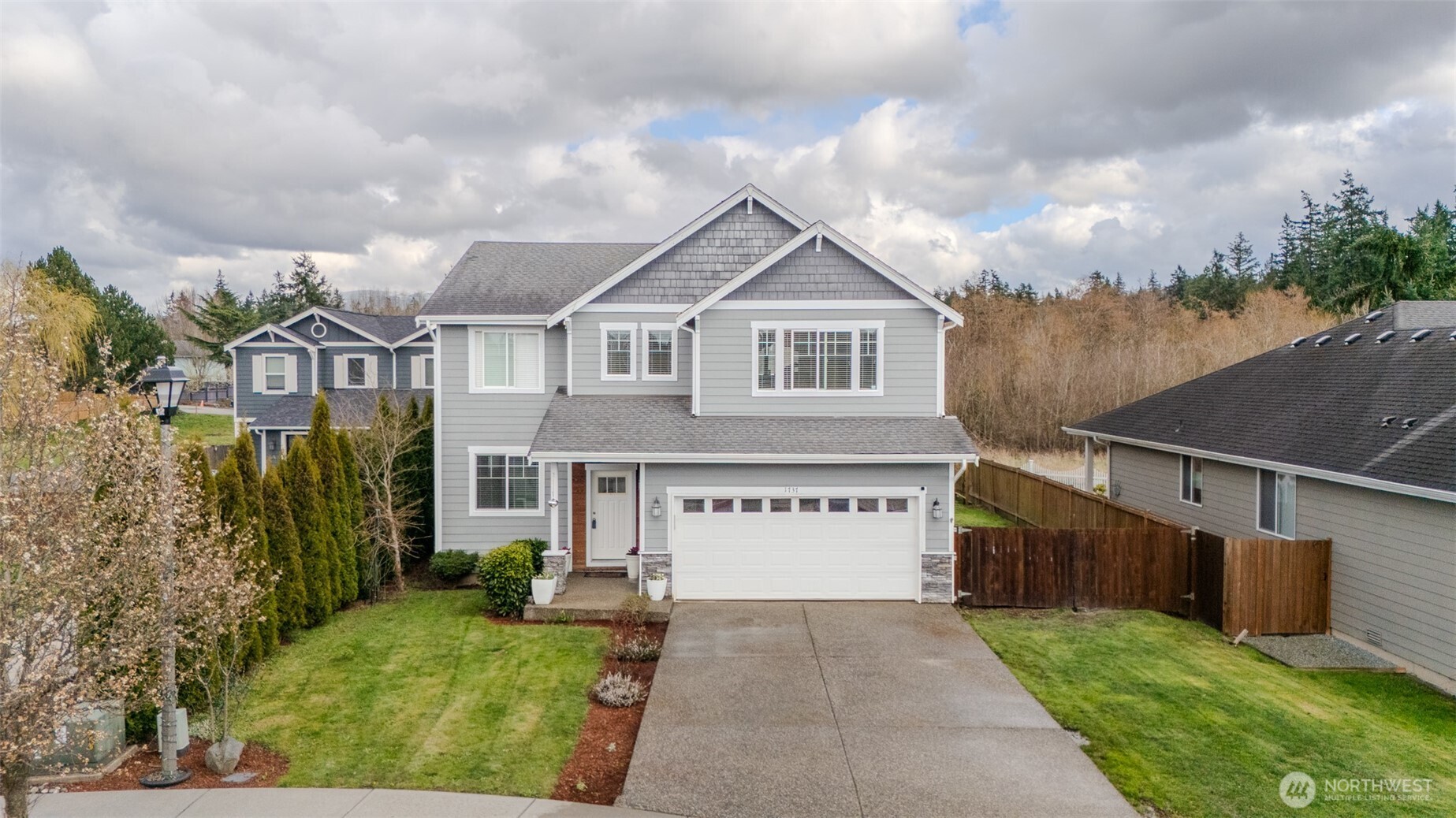 1737 Hillcrest Loop , Mount Vernon, WA 98274