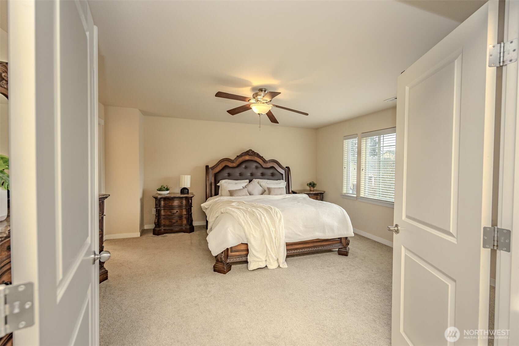1737 Hillcrest Loop , Mount Vernon, WA 98274