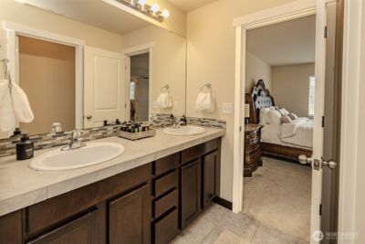 1737 Hillcrest Loop , Mount Vernon, WA 98274 - Photo 19